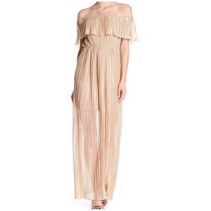 {DRESS THE POPULATION}Gold Off Shoulder Maxi Dress